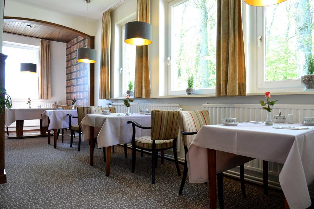 Arnimsruh Hotel Garni Lubeck Ngoại thất bức ảnh
