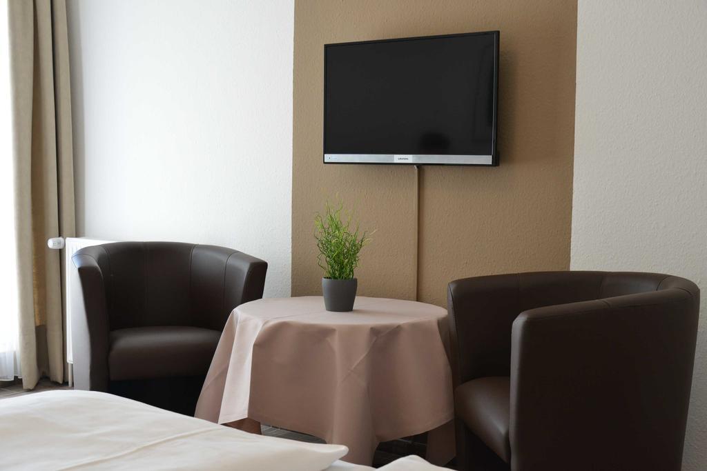 Arnimsruh Hotel Garni Lubeck Ngoại thất bức ảnh
