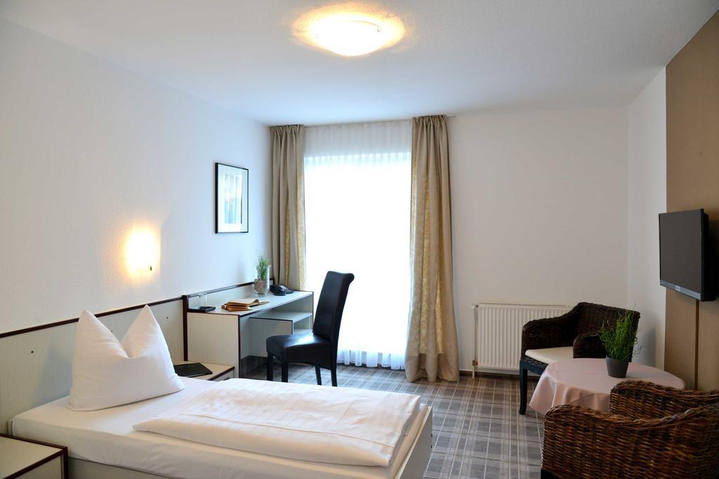 Arnimsruh Hotel Garni Lubeck Ngoại thất bức ảnh